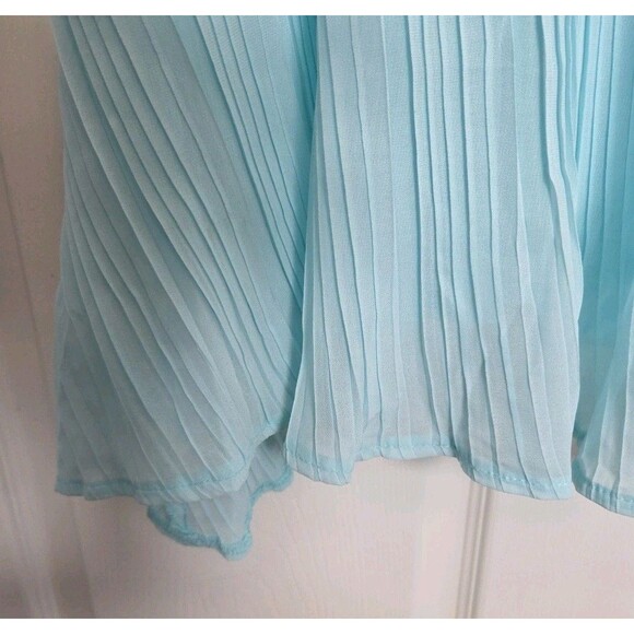 Boohoo Dress Sz 6 Pastel Blue Cinched Waist Puffy Sleeves Lined Polyester NWT - Picture 3 of 13